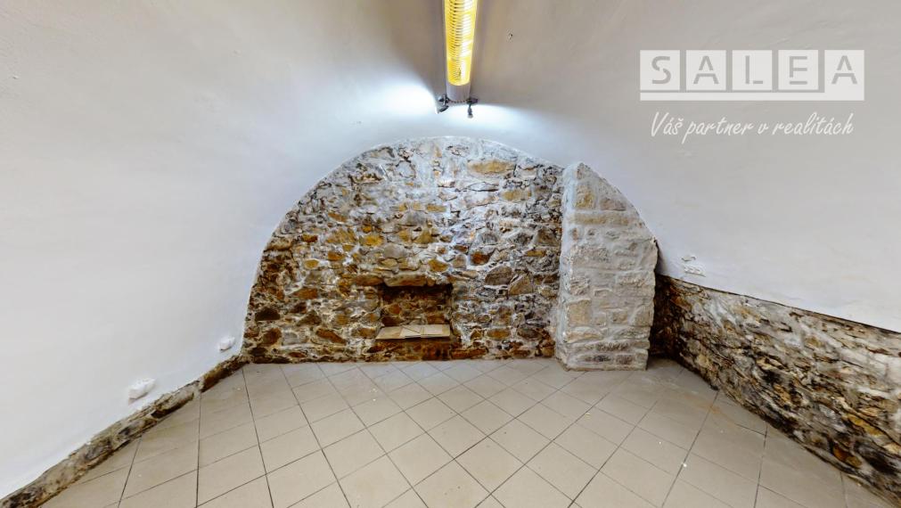 OBCHODNÝ PRIESTOR, 32m2, ŽILINA - CENTRUM