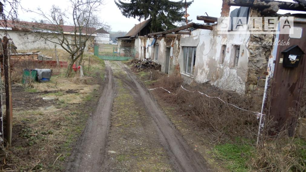 Pozemok, 843 m2, Demandice, okr. Levice