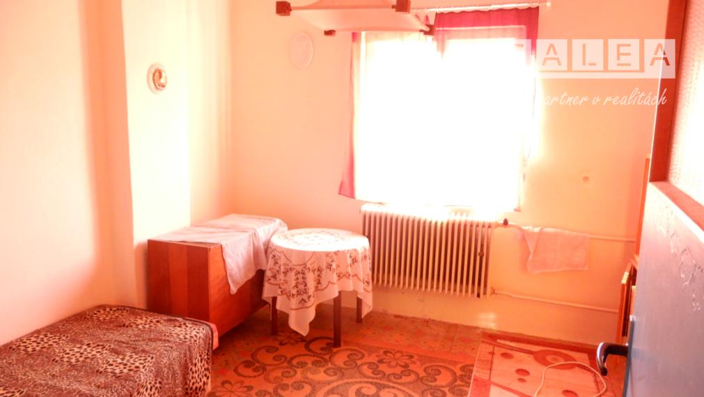 Slnečný rodinný dom, 121 m2, garáž, Pastovce, okr. Levice