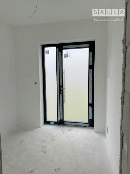 Privátne Luxusné 4i domy s unikátnym výhľadom , Alekšince