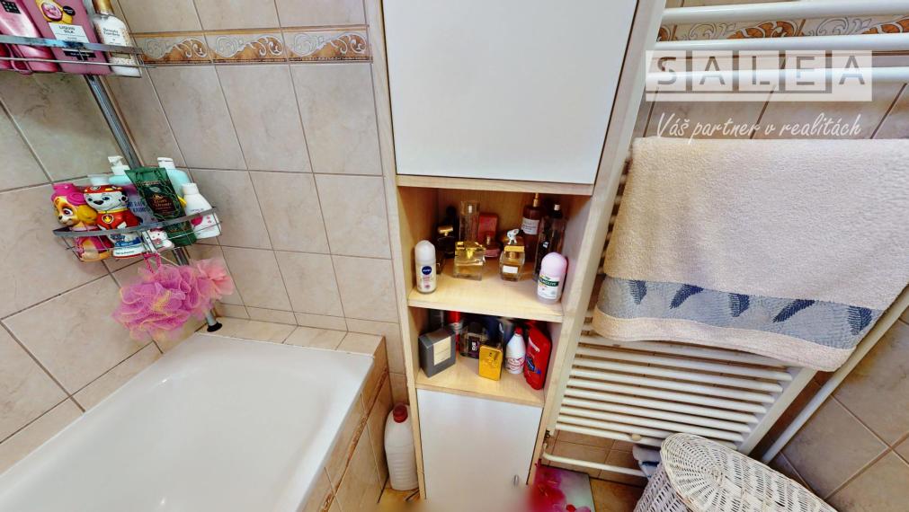 3-i byt s garážou a záhradou – Mostová