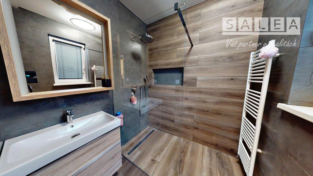 4-izb. zariadený rodinný dom 1241m2 Dvorníky pri Hlohovci,