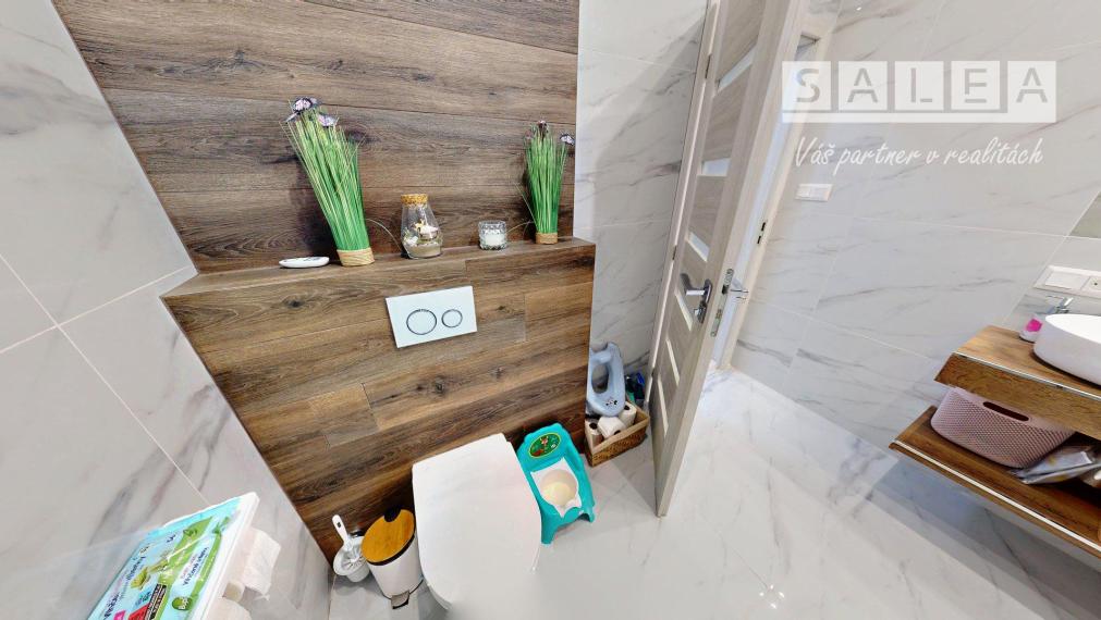 4-izb. zariadený rodinný dom 1241m2 Dvorníky pri Hlohovci,