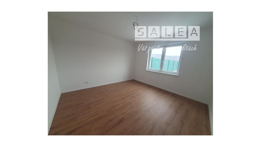 POSLEDNÝ 4-izb.RD+kuchyňa (400m2)+3x park. Dvorníky pri HC