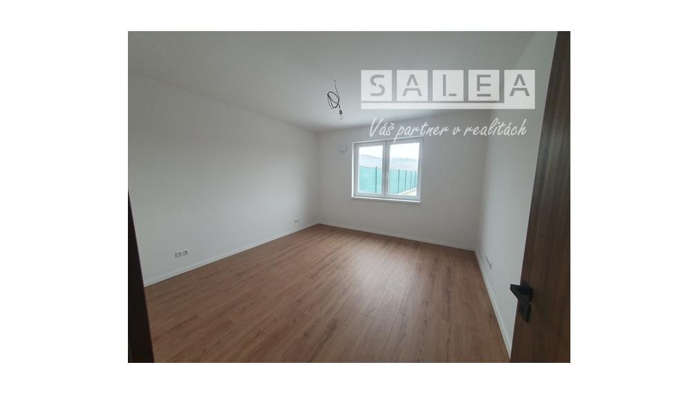 POSLEDNÝ 4-izb.RD+kuchyňa (400m2)+3x park. Dvorníky pri HC