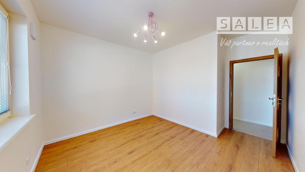 POSLEDNÝ 2-izbový byt+balkón (57,7m2) Dvorníky pri Hlohovci