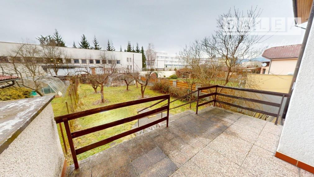 4-IZBOVÝ TEHLOVÝ RADOVÝ DOM, POZEMOK 360m2, ŽILINA - ROSINKY