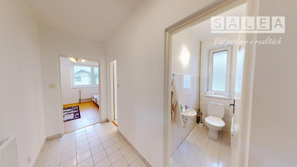 4-IZBOVÝ TEHLOVÝ DOM, POZEMOK 784m2, ŽILINA - ROSINKY