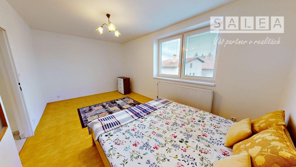 4-IZBOVÝ TEHLOVÝ DOM, POZEMOK 784m2, ŽILINA - ROSINKY