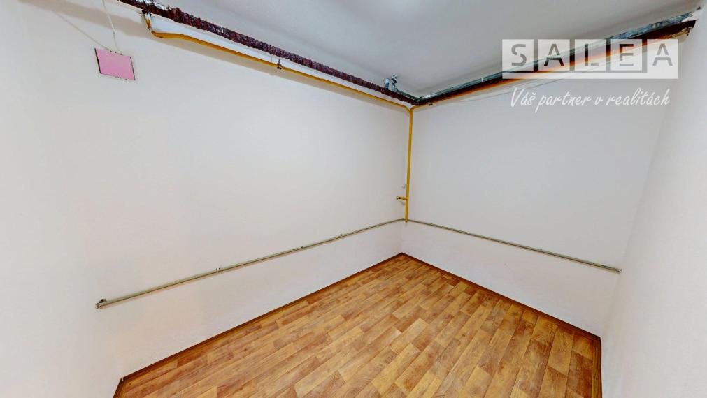 4-IZBOVÝ TEHLOVÝ DOM, POZEMOK 784m2, ŽILINA - ROSINKY