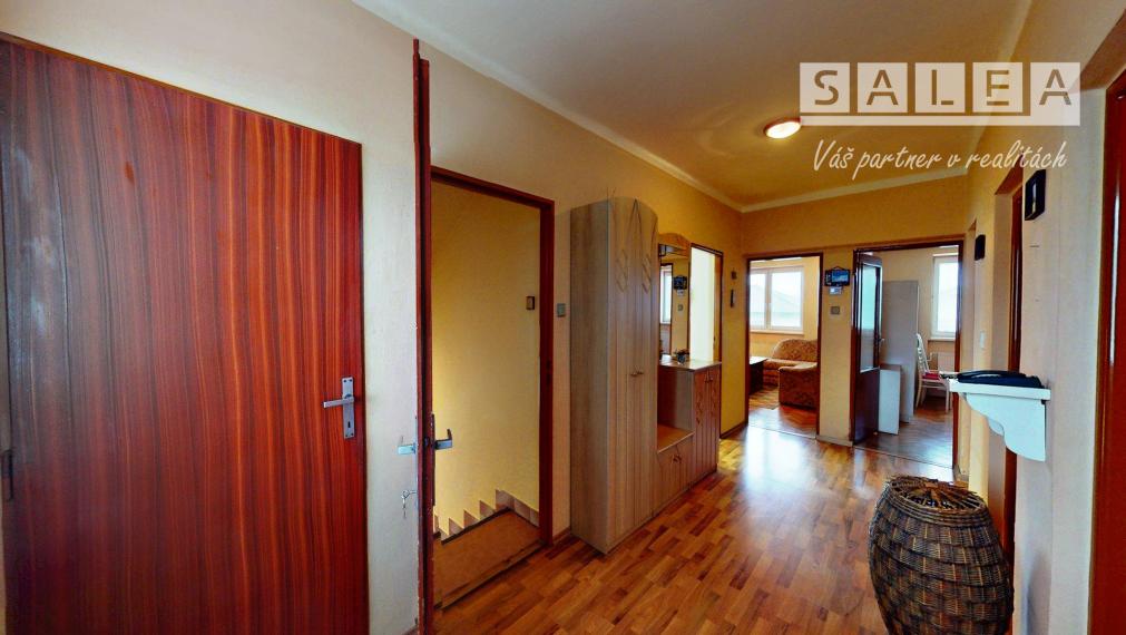 5-izbový Rodinný dom (959m2)+2x garáž Hrádok pri Piešťanoch