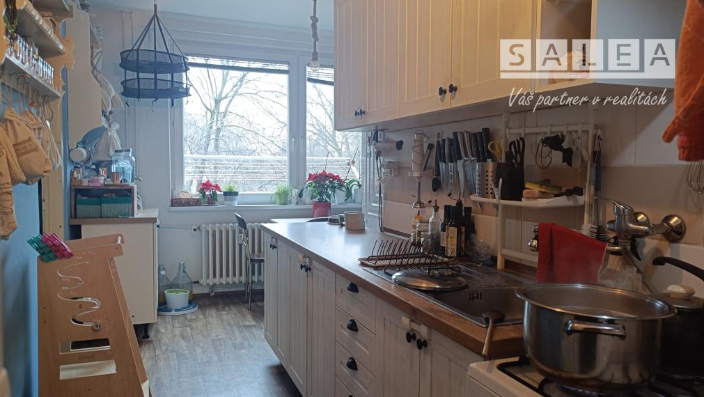 PREDAJ: Útulný 3-izbový byt v obľúbenej lokalite – Okružná ulica, Šaľa