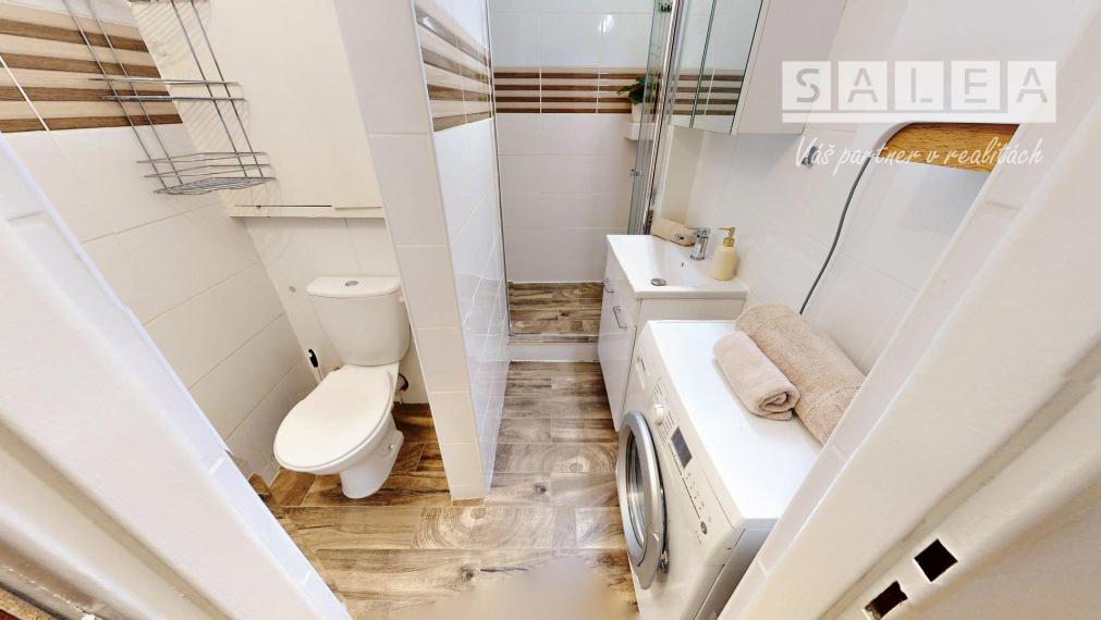 Kompletná rekonštrukcia, skvelá lokalita, výťah – 3-izbový byt Šaľa