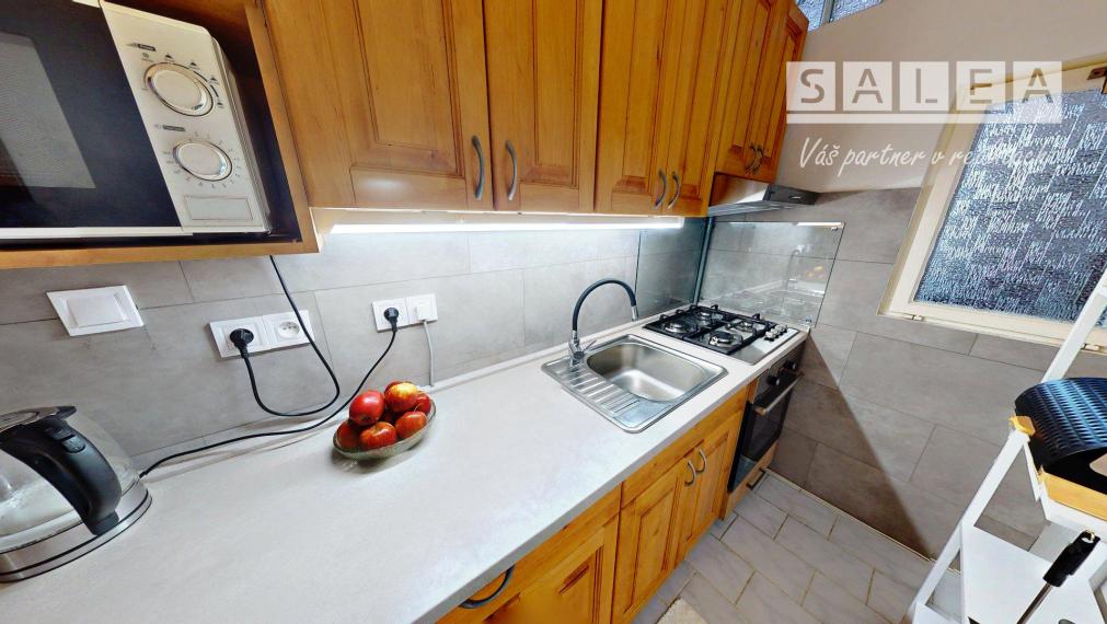 Kompletná rekonštrukcia, skvelá lokalita, výťah – 3-izbový byt Šaľa