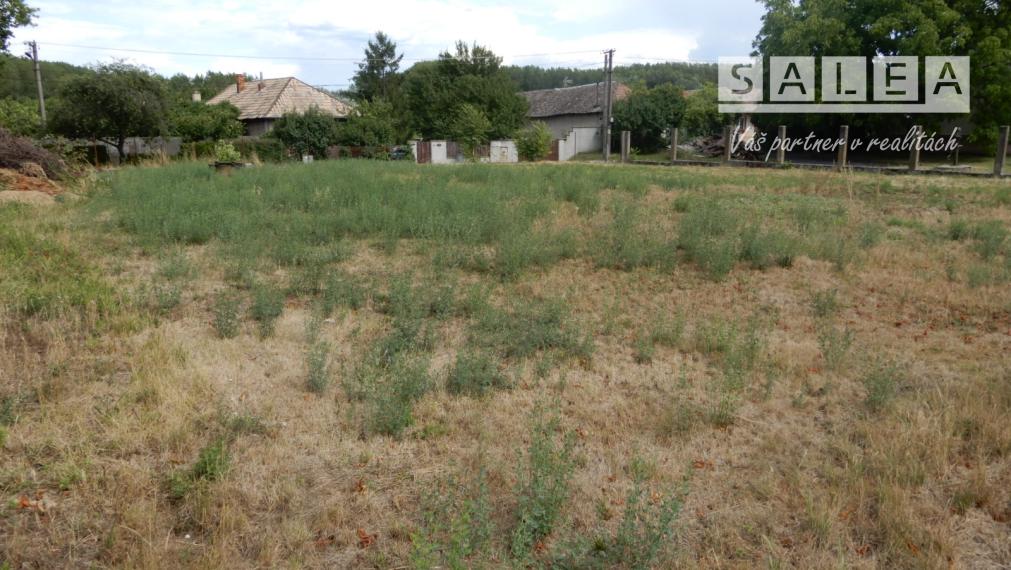 Slnečný pozemok 812 m2, Hronovce, okr. Levice