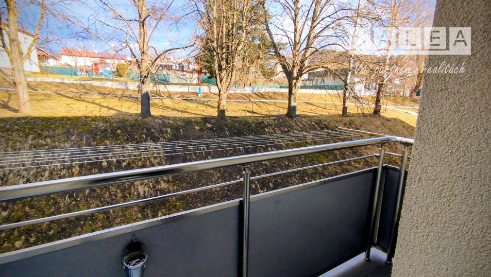 3-izbový tehlový byt (81 m2) v blízkosti centra Krompach– KOMPLETNE ZARIADENÝ