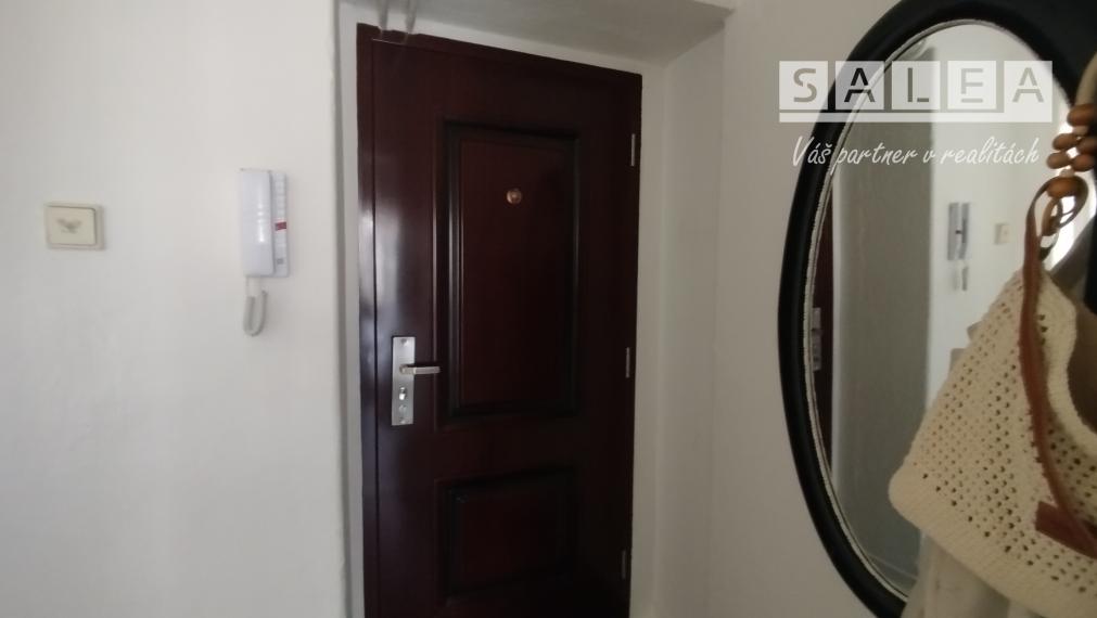 3-izbový tehlový byt (81 m2) v blízkosti centra Krompach– KOMPLETNE ZARIADENÝ