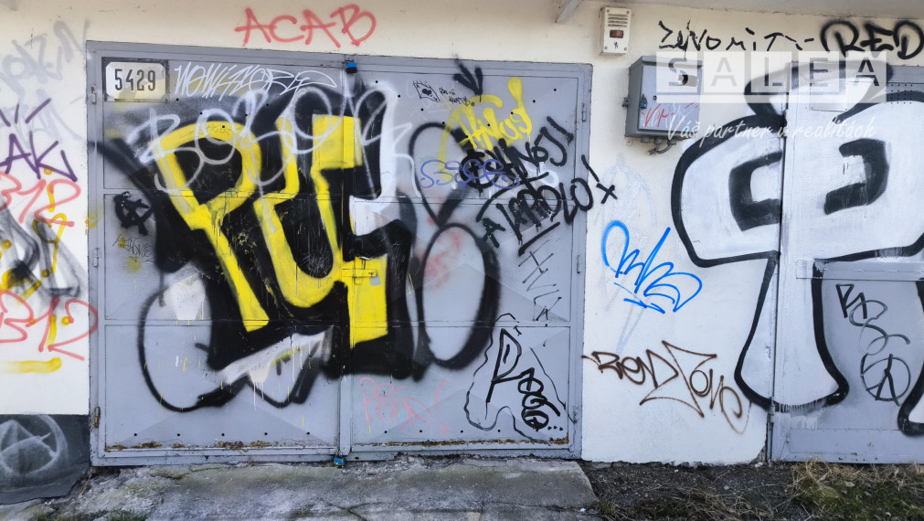 GARÁŽ S ELEKTRIKOU, 20m2, ŽILINA - HLINY IV.