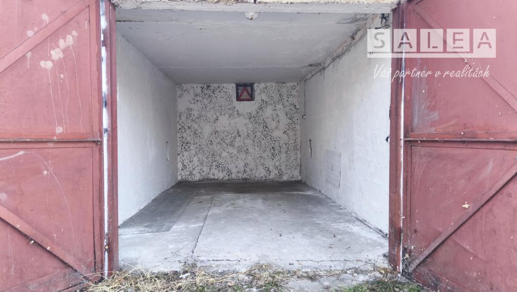 GARÁŽ S VLASTNÝM POZEMKOM, 19m2, ŽILINA - HLINY IV.
