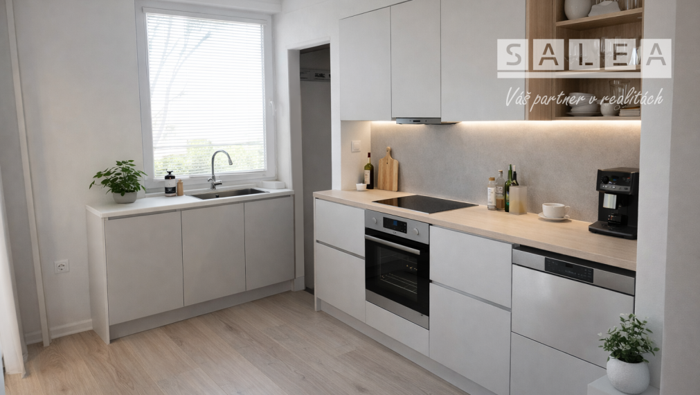 Slnečný 3 izbový byt, 86 m2, balkón, Demandice, okr.  Levice