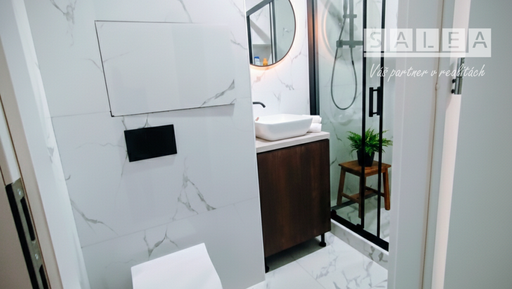 LUXUSNÝ ŠTART: Kompletne zariadený 2-izbový byt po novej rekonštrukcii – Za Hornádom v Spišskej Novej Vsi