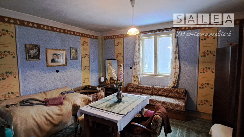 Rodinný dom  v obci Ostrý Grúň s pozemkom a záhradou 4462m2