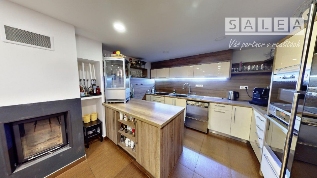 APARTMÁNOVÝ DOM - 4 APARTMÁNY + WELLNESS - TERCHOVÁ