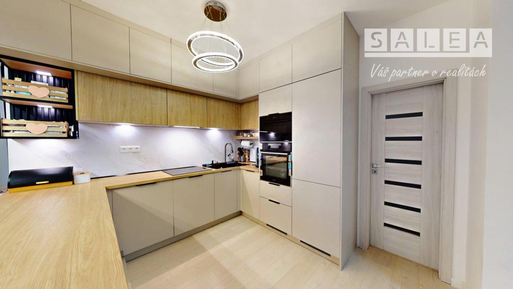 4-izb. zariadený rodinný dom 1241m2 Dvorníky pri Hlohovci,