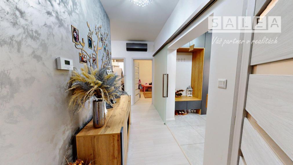 4-izb. zariadený rodinný dom 1241m2 Dvorníky pri Hlohovci,