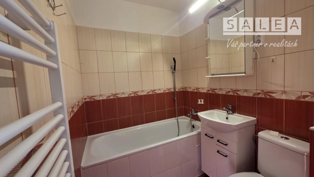 zariadený 1-izbový byt – Dunajská Streda, Smetanov háj