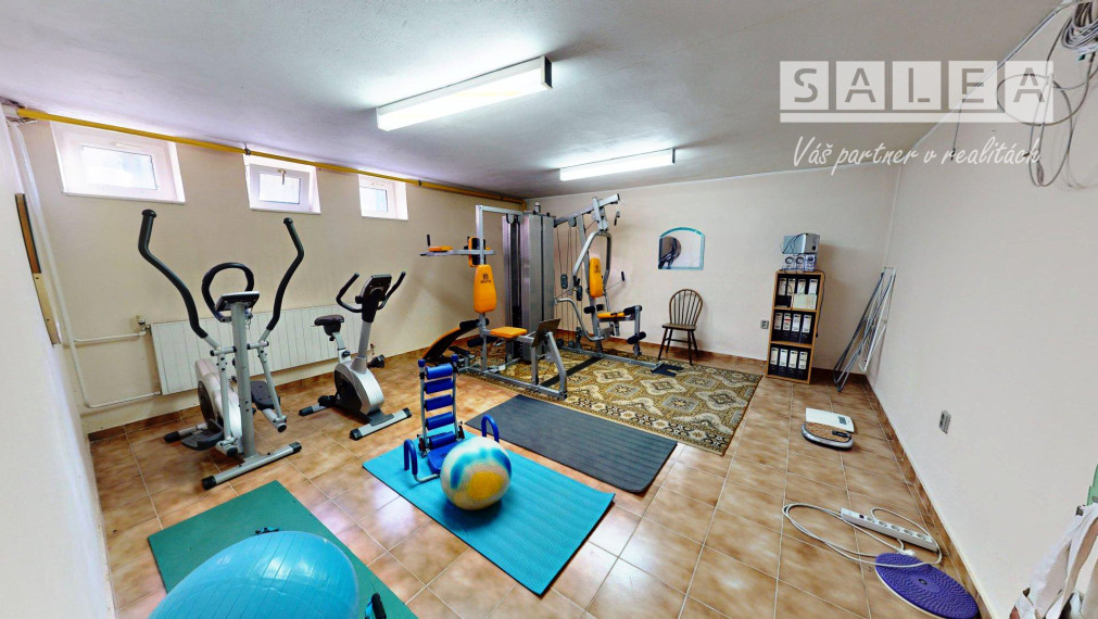 ŽILINA-BYTČICA - 6 IZBOVÝ RODINNÝ DOM+POZEMOK 600m2 + GARÁŽ