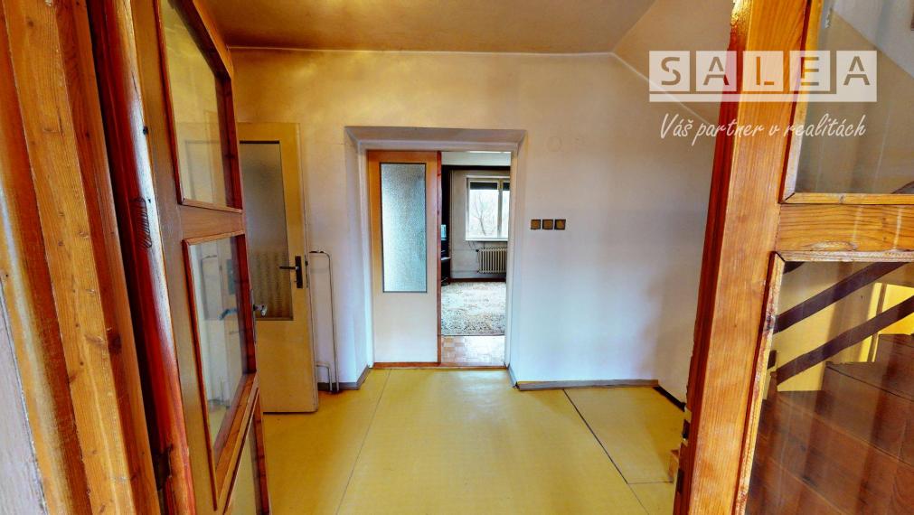 4-IZBOVÝ TEHLOVÝ RADOVÝ DOM, POZEMOK 360m2, ŽILINA - ROSINKY