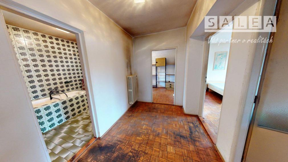 4-IZBOVÝ TEHLOVÝ RADOVÝ DOM, POZEMOK 360m2, ŽILINA - ROSINKY