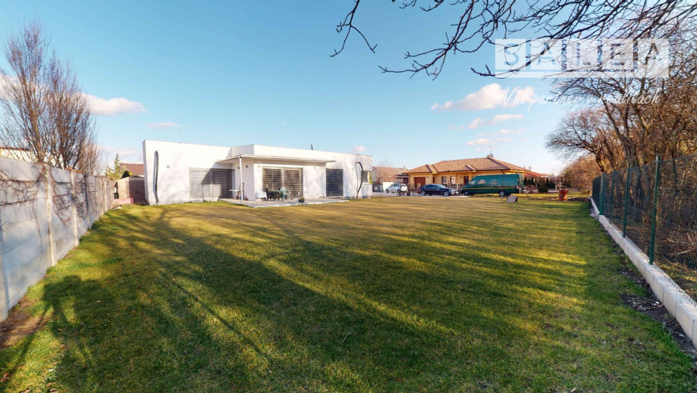 Rodinný dom s veľkým pozemkom Galanta-Kolónia na pozemku 851 m2