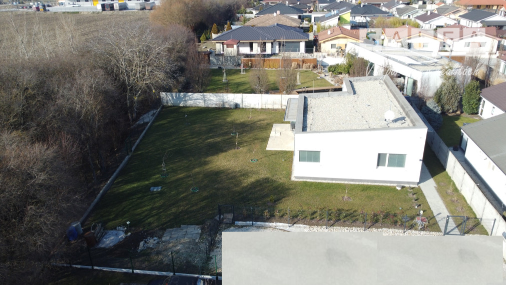 Rodinný dom s veľkým pozemkom Galanta-Kolónia na pozemku 851 m2