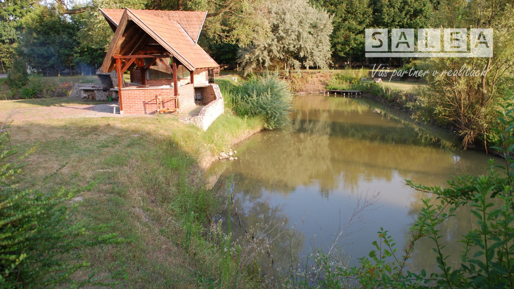 Vila Ranč - Krásna príroda, jazero, chov koní, apartmány, bazén, bowling, spoločenské akcie, kopec prírody, športu a relaxu