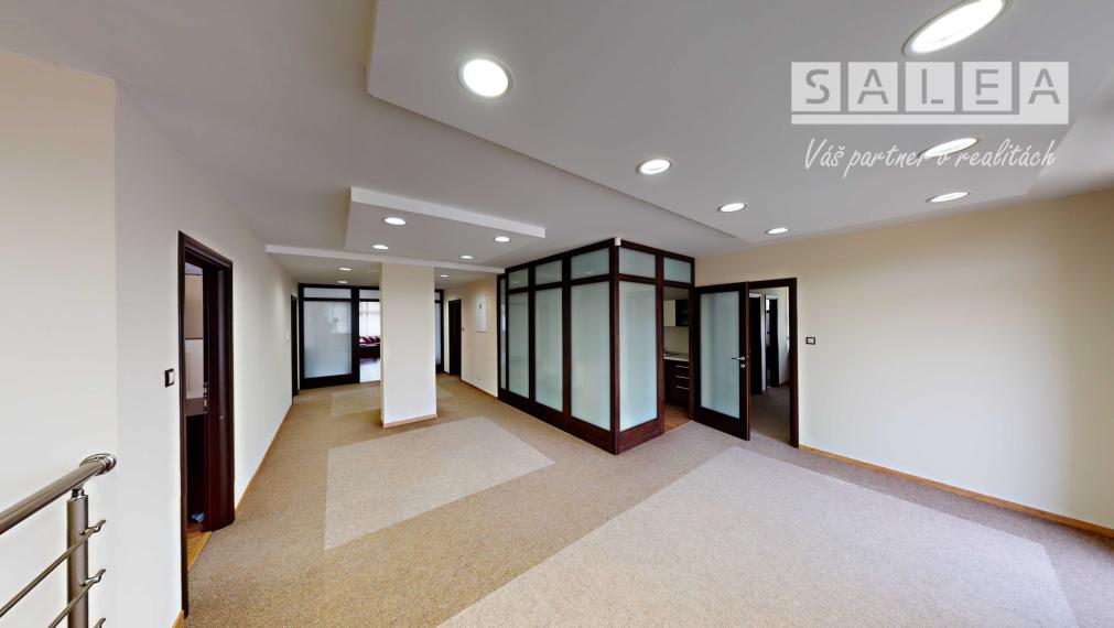 Veľká kancelária na prenájom  55,2 m2 s archívom ul. Jarmočná