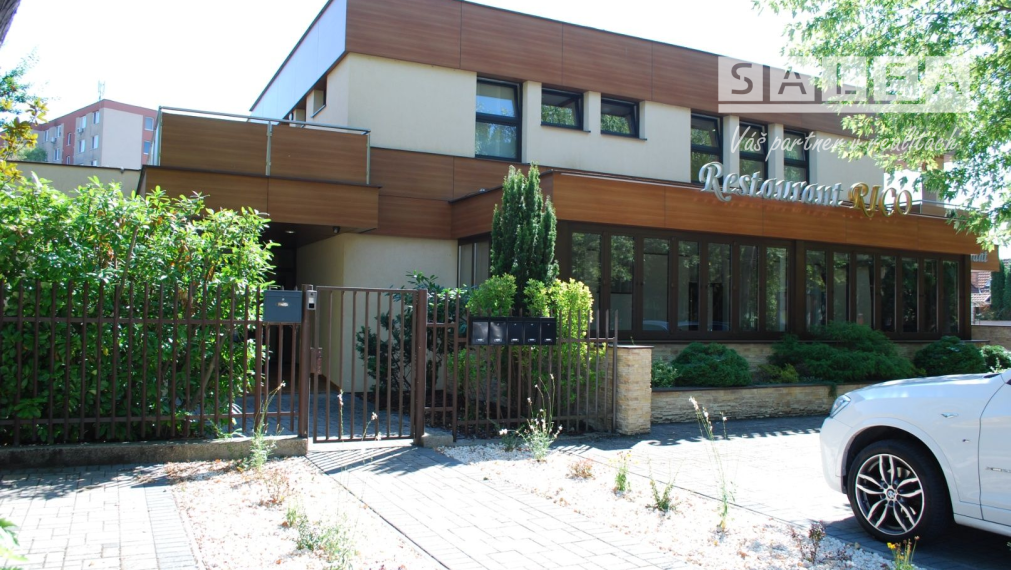 Veľká kancelária na prenájom  55,2 m2 s archívom ul. Jarmočná