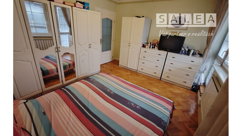 ZNÍŽENÁ CENA... EXKLUZÍVNE! VILA-DOM V PREŠOVE VÝBORNÁ LOKALITA, na pozemku o výmere 1013 m2.