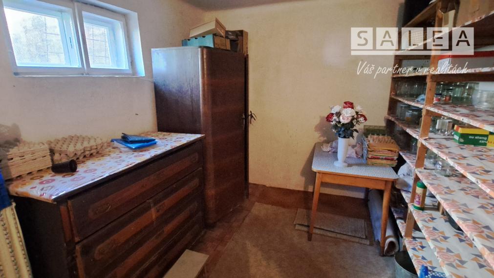 Rodinný dom v obci Lovča aj s garážou a záhradou