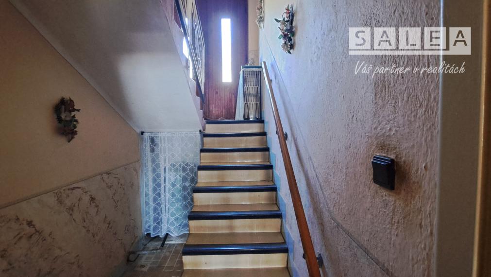 Rodinný dom v obci Lovča aj s garážou a záhradou