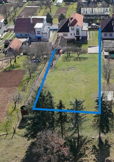 Rodinný dom v obci Lovča aj s garážou a záhradou