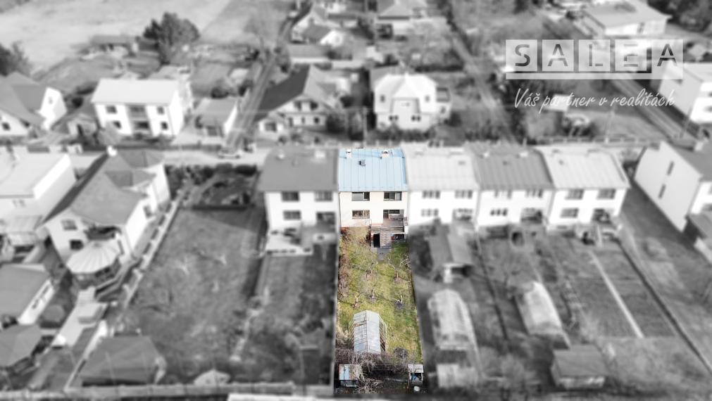 4-IZBOVÝ TEHLOVÝ RADOVÝ DOM, POZEMOK 360m2, ŽILINA - ROSINKY