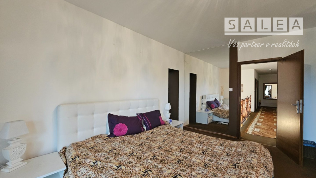 Vila dom 452m2 na pozemku 713m2,centre mesta Dunajská streda