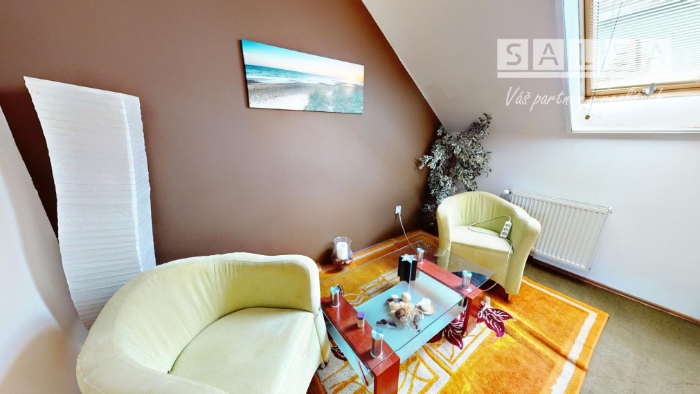 Vila dom 452m2 na pozemku 713m2,centre mesta Dunajská streda