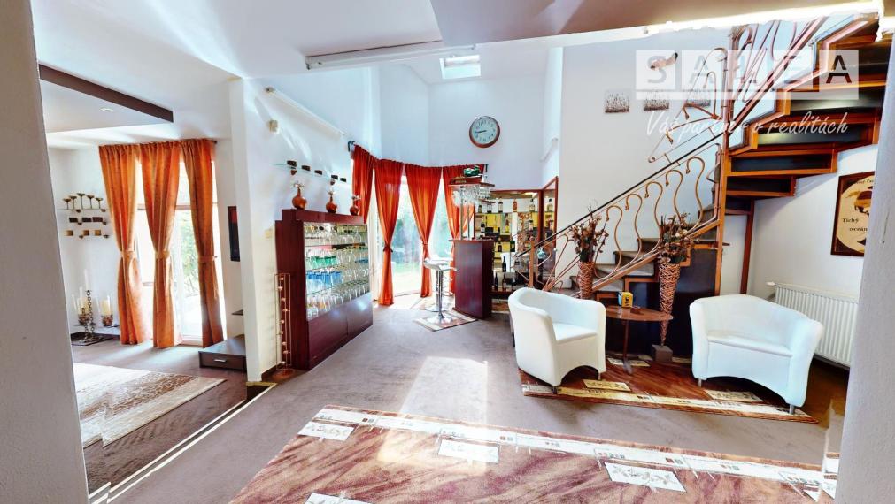 Vila dom 452m2 na pozemku 713m2,centre mesta Dunajská streda