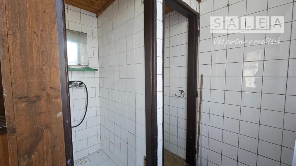 poschodová chata 200m2 na pozemku 156m2