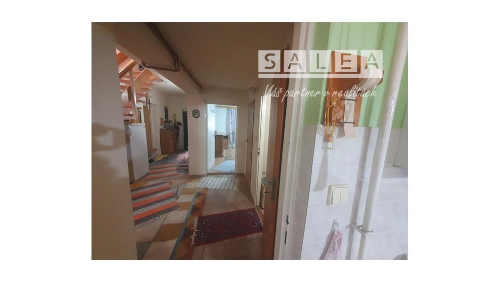 Rodinný dom 5iz.1438m2, terasa, park, záhrada Dubové pri TT