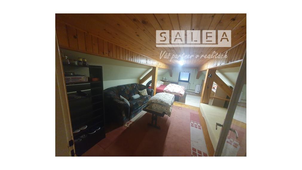 Rodinný dom 5iz.1438m2, terasa, park, záhrada Dubové pri TT