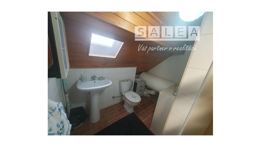 Rodinný dom 5iz.1438m2, terasa, park, záhrada Dubové pri TT